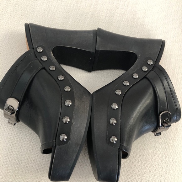 Coach studded clogs! Size 7. One of a kind! Sample! - Picture 5 of 9